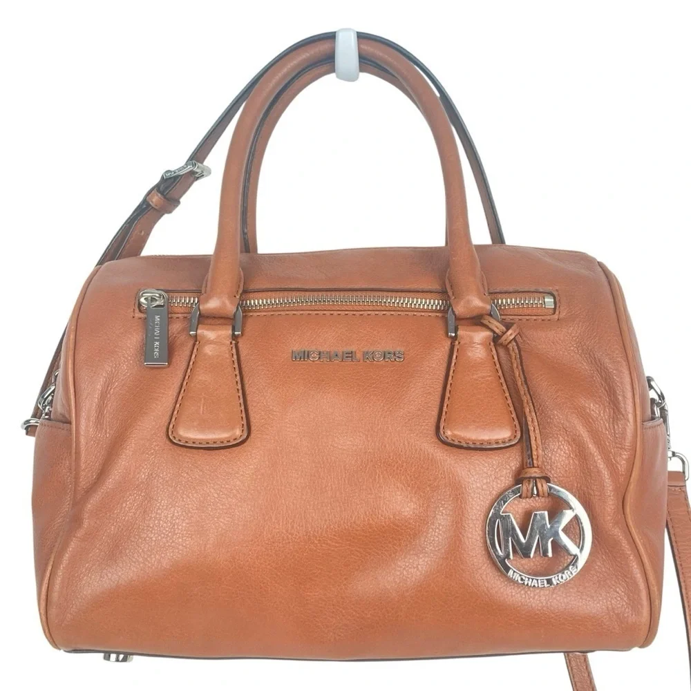 MICHAEL KORS Sophie, large zip top leather satchel in cedar